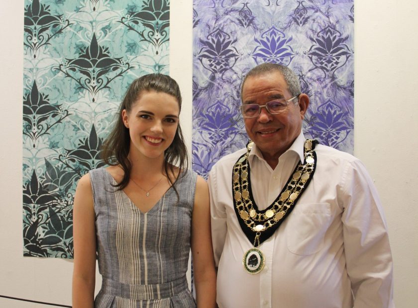 Woodley Mayor attends Waingels art collection