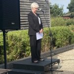 Woodley Town Mayor observes two minute silence for queen
