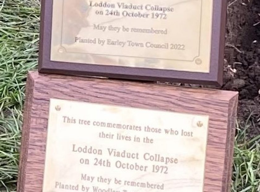 Loddon Bridge viaduct disaster memorial