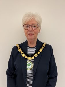 Cllr Janet Sartorel Woodley Town Mayor