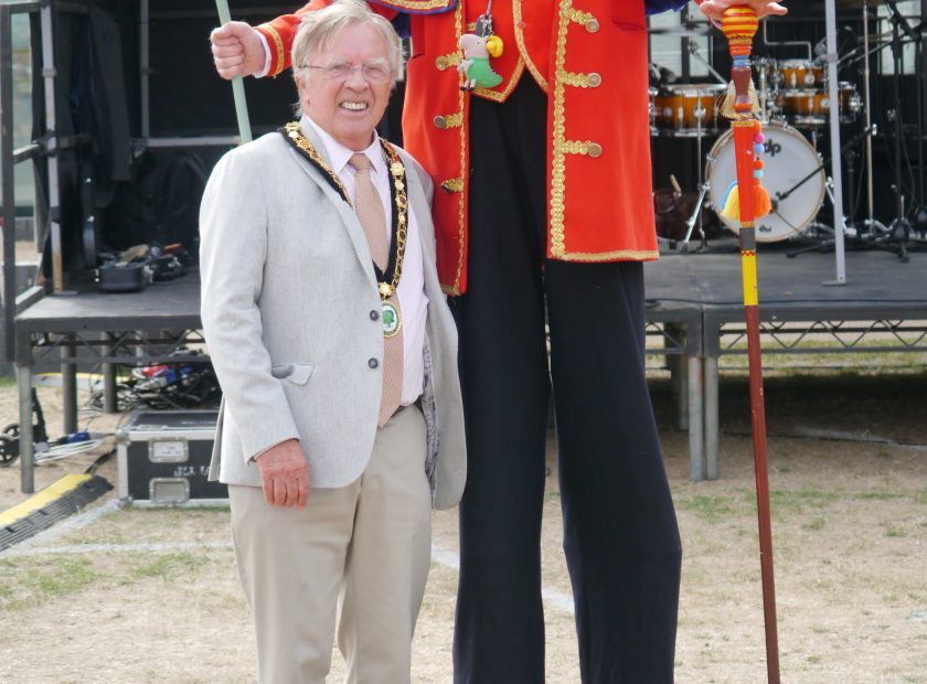 Woodley Town Council celebrates hugely successful Party in the Park
